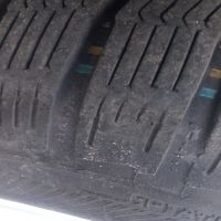 зимни гуми със железни джанти и оригинални тасове , снимка 2 - Гуми и джанти - 45572396