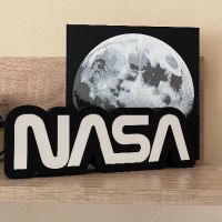 Nasa led light box и триизмерна картина на луната, снимка 1 - Картини - 45111474