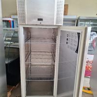 Хладилен шкаф алпака минус фризер Gram, снимка 3 - Витрини - 45819825