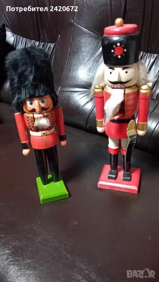 автентична лешникотрошачка, снимка 1