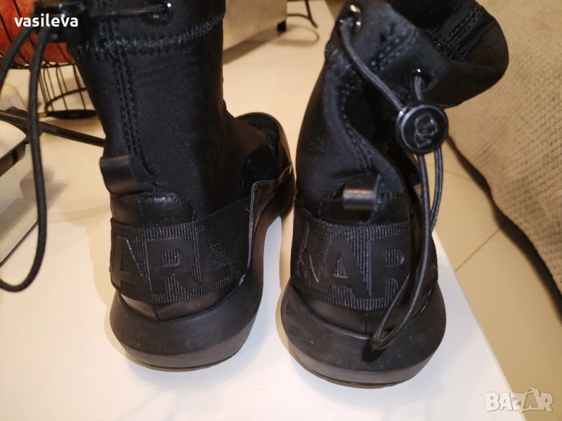 боти Karl LAGERFELD , снимка 1