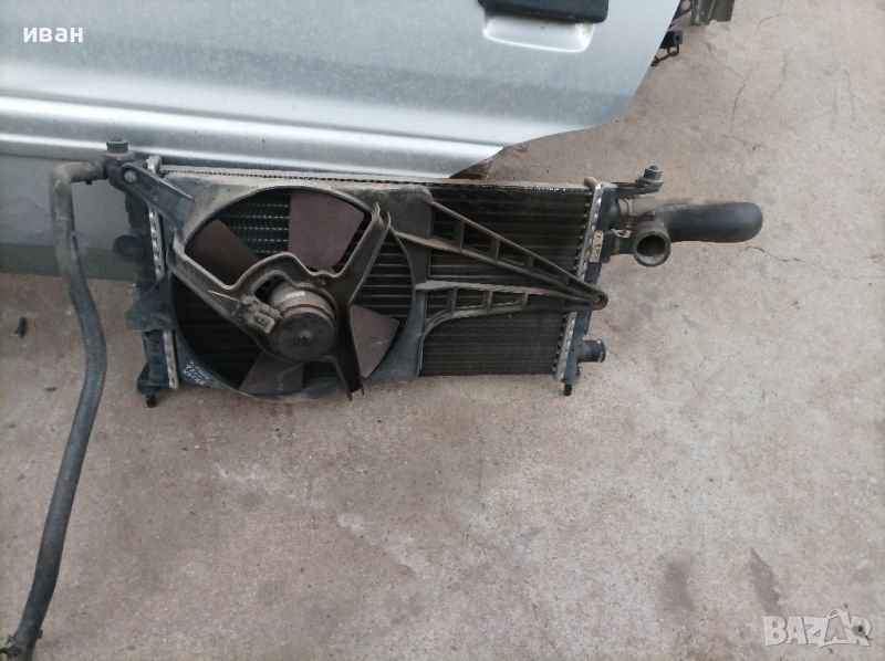 Воден радиатор със перка охлаждане за Опел Корса б 1.0 бензин. 98 год. X10XE. , снимка 1