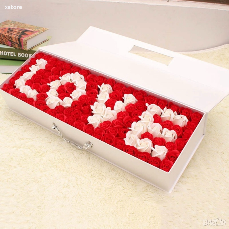 Голяма подаръчна кутия с вечни 520 рози - LOVE BUKET R±W, снимка 1