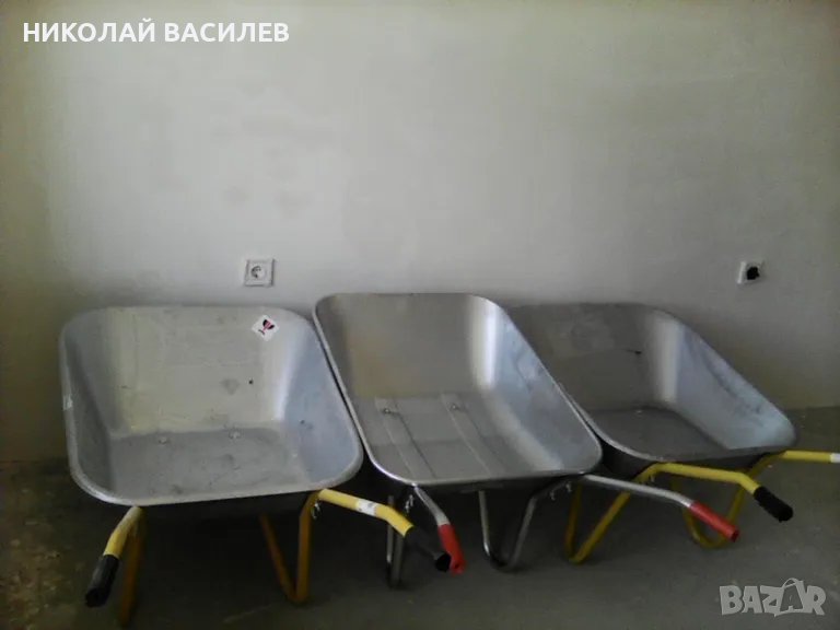 Градинска     количка   -  с   гума - Като  нова    ., снимка 1