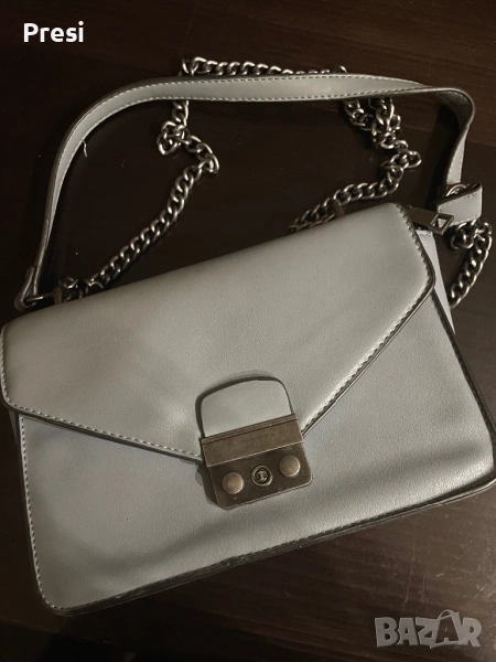 Малка дамска чанта , снимка 1