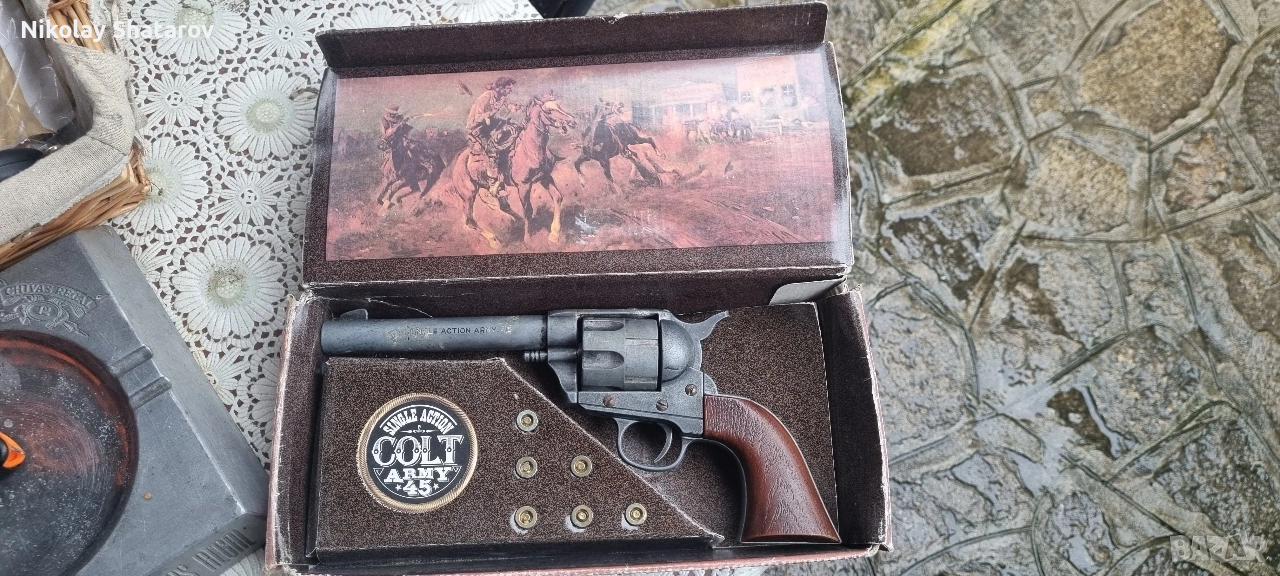 пистолет колт, снимка 1