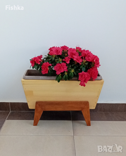 Дървена кутия за цветя., снимка 1