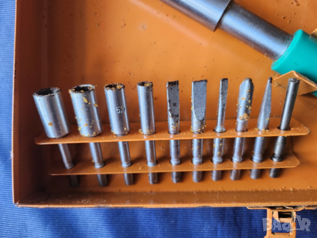 реверсивна отверка комплект накрайници-общо 20 пособия, нова/неползвана, СССР, 1980-те г., снимка 2 - Отвертки - 53926834