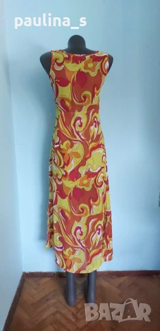 Два различни броя / Ефирна рокля, изработена по модел на Burda / Бурда , снимка 7 - Рокли - 51305284