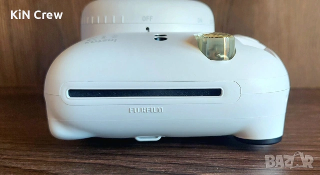 Fujifilm Instax Mini 12 camera (Clay white) + plastic shell, EVA case, снимка 11 - Фотоапарати - 53858348