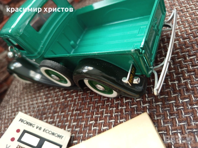 Форд пикап 1:18, снимка 2 - Колекции - 53381921