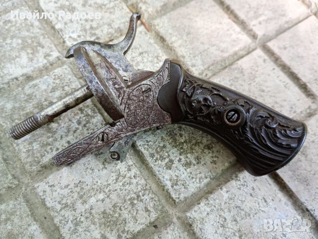 Рама от револвер "Лефуше" кал.7мм, снимка 3 - Антикварни и старинни предмети - 46419408