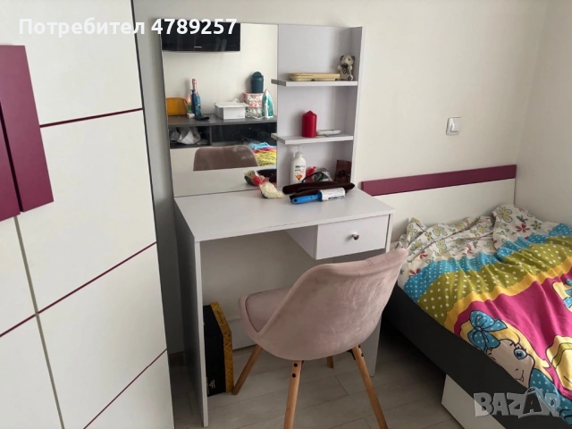 Детска стая, снимка 2 - Мебели за детската стая - 54119675