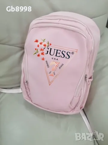 Раница Guess, снимка 1 - Раници - 47190615