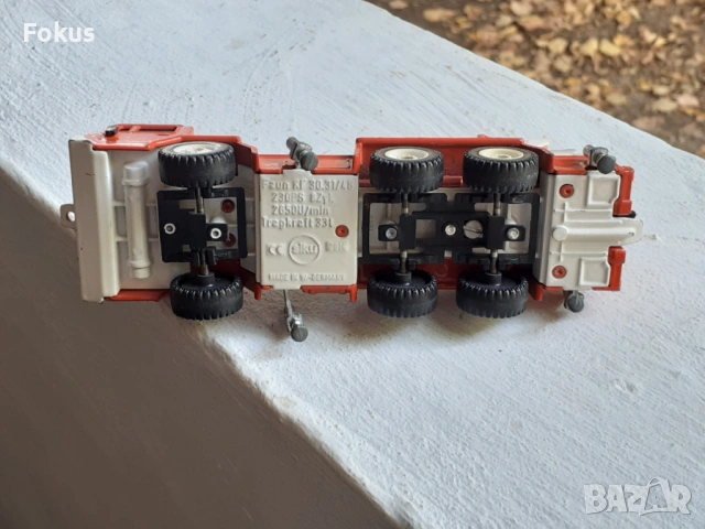 ПОЖАРНА - РЯДКА КОЛЕКЦИОНЕРСКА ИГРАЧКА - SIKU 2914, снимка 5 - Антикварни и старинни предмети - 53517135