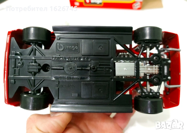 Lancia Delta S4 1:24 Bburago, снимка 3 - Колекции - 54183525