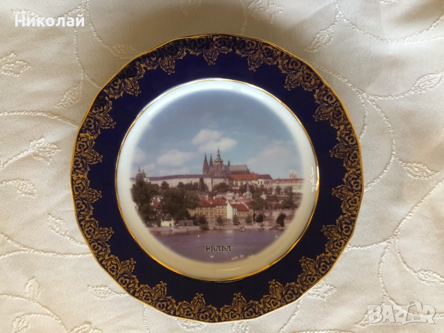 Порцеланови чинии син кобалт, декорирани с 22К злато, Хихон / Gijon и Прага, с поставки, нови, лот, снимка 13 - Колекции - 36404475