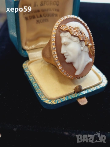 Уникален дамски златен пръстен,злато 18 карата,45 брилянта,и огромна камея, снимка 2 - Пръстени - 53840580