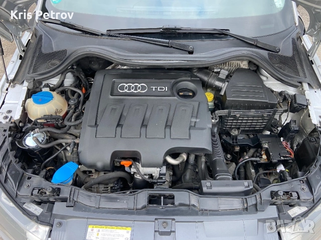 Audi A1 1.6 TDI, снимка 12 - Автомобили и джипове - 54161392