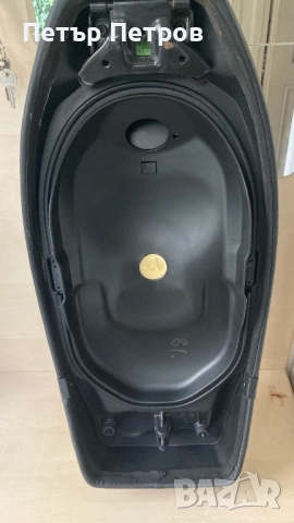 Седалки Vespa GTS , снимка 6 - Части - 51786782