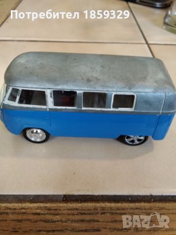 Модел на wv classic bus, снимка 2 - Колекции - 45252060