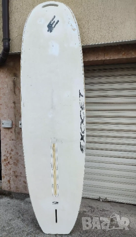 Употребявана уиндсърф дъска Exocet Cruiser 220L с шверт, снимка 2 - Водни спортове - 52298447