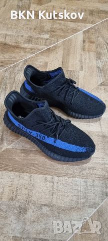 маратонки Yeezy 350 , снимка 4 - Маратонки - 45555462