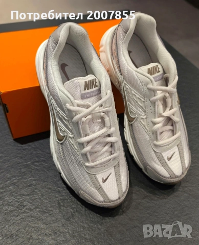 Nike Initiator дамски , снимка 2 - Маратонки - 54262878