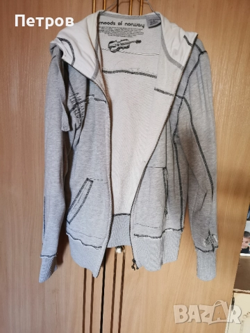 Дамски спортен комплект в 3 бр. различни модели светло сиво.Размер М.Нови., снимка 6 - Спортни екипи - 49422579