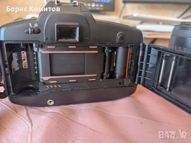 фотоапарат Yashica 270 с автофокус, снимка 6 - Фотоапарати - 51780582