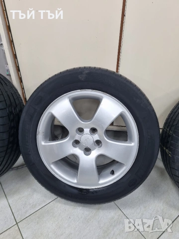 Комплект оригинални джанти за Адуди с летни гуми 5/100/16, снимка 2 - Гуми и джанти - 53578873