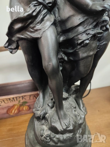 Изящна настолна лампа с впечатляващи размери и класически дизайн, снимка 14 - Антикварни и старинни предмети - 53718156