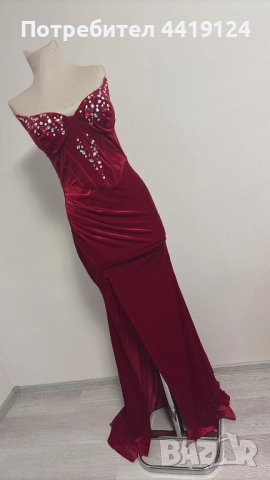 Червена рокля с цепка, снимка 2 - Рокли - 52382074
