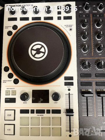 Traktor S4 MK3, снимка 4 - Декове - 53156738