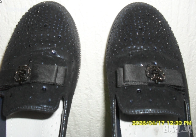 Обувки за момиче от еко кожа 33 номер чисто нови, снимка 4 - Дамски ежедневни обувки - 54230499