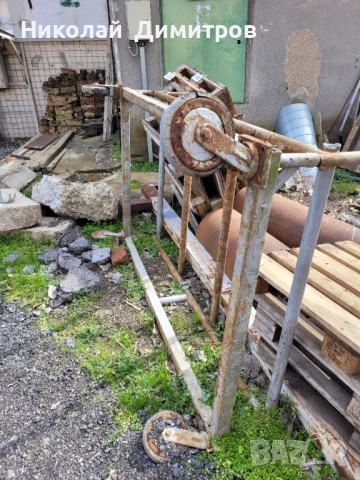 Продавам 4 броя основи на метално скеле Количка, снимка 5 - Други - 53689003