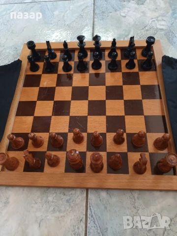 шах дъска със струговани дървени фигури, снимка 2 - Антикварни и старинни предмети - 50836936