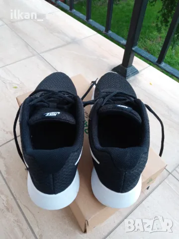Маратонки Nike Оригинални Внос от Германия в отлично състояние!, снимка 3 - Маратонки - 50432839
