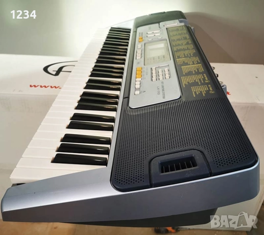 Синтезатор клавир CASIO LK-110 пиао със светещи клавиши и вход за микрофон 5 октави, снимка 3 - Синтезатори - 52638447