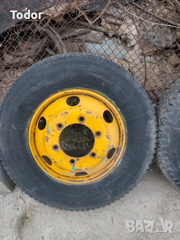 Продавам джанти с гуми 8 R 17.5, снимка 2 - Селскостопанска техника - 53928065
