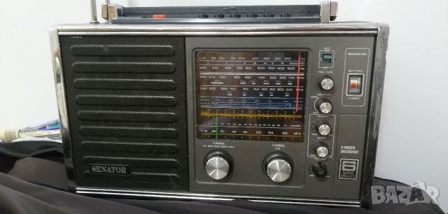 Sanyo Senator vintage радио , снимка 3 - Радиокасетофони, транзистори - 45659427
