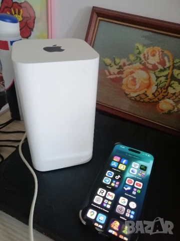 Apple AirPort Extreme A1521 EMC 2703 (6th Gen) Wireless Router, снимка 3 - Рутери - 50837458