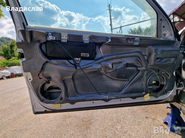 Предна лява врата Mercedes w203 sport coupe , снимка 2 - Части - 50586744