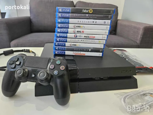 PS4 + 10 игри! Playstation 4 Плейстейшън 4 500GB джойстик игра кабели, снимка 1 - PlayStation конзоли - 46232488