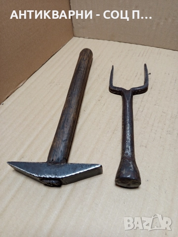 Комплект Соц Стари Ръчно Ковани Наковалня И Чукче Чук За Клепане На Коси. , снимка 4 - Антикварни и старинни предмети - 52697488