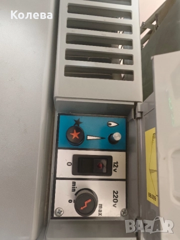 Хладилници на 12 V, 220 V и газ, снимка 4 - Хладилни чанти - 52548269