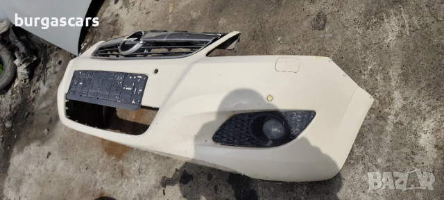 Предна броня Opel Zafira B, снимка 2 - Части - 54112793