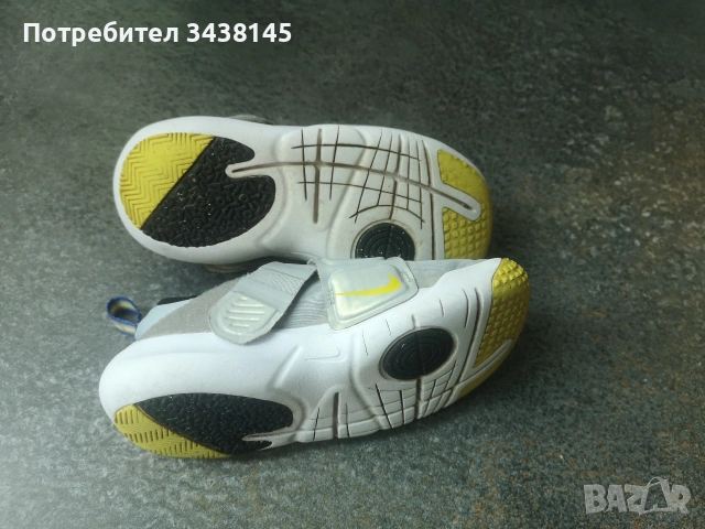 Детски маратонки Nike , снимка 4 - Детски маратонки - 53336521