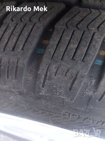 зимни гуми със железни джанти и оригинални тасове , снимка 2 - Гуми и джанти - 45572396