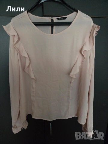 Дамска риза